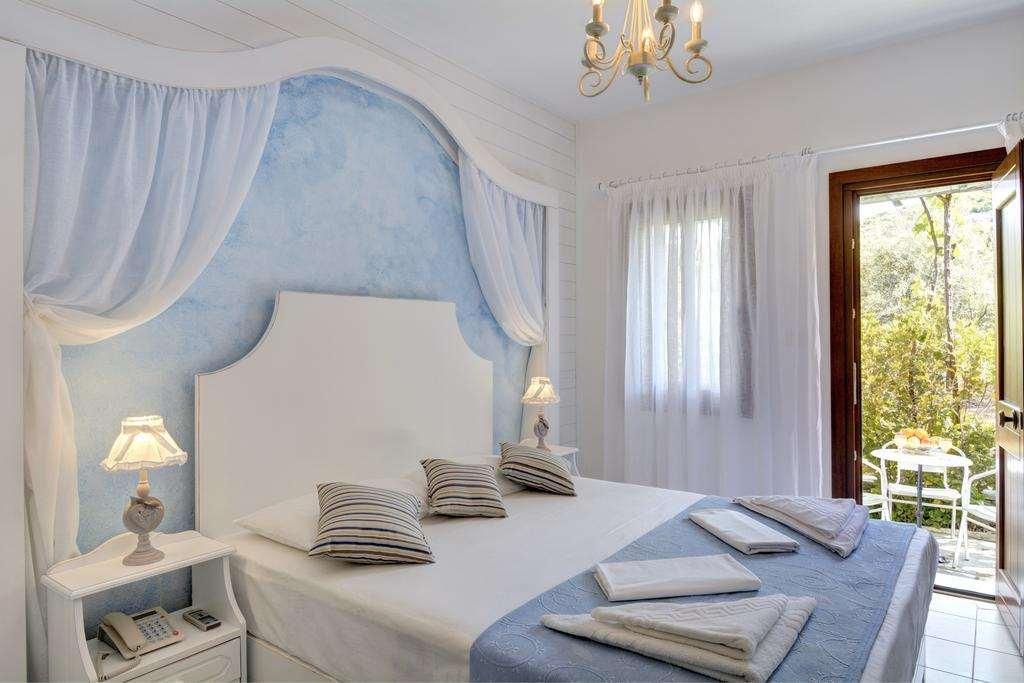 Hotel Agnadi - Horefto Quarto foto